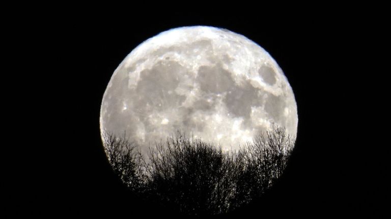 Moon to get its own time zone created by NASA - but clocks work differently there