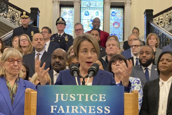 Massachusetts council approves pardoning people with misdemeanor cannabis convictions