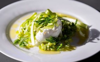 Mozzarella and asparagus salad recipe