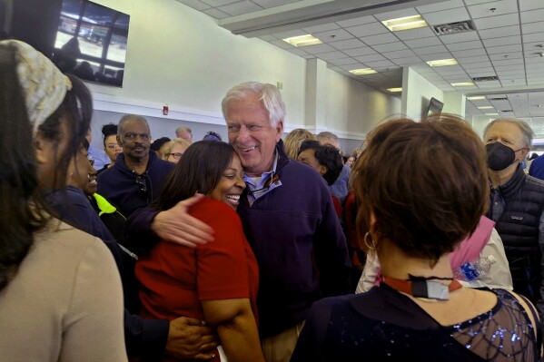 Councilwoman chosen as new Fort Wayne mayor, its 1st Black leader, in caucus to replace late mayor