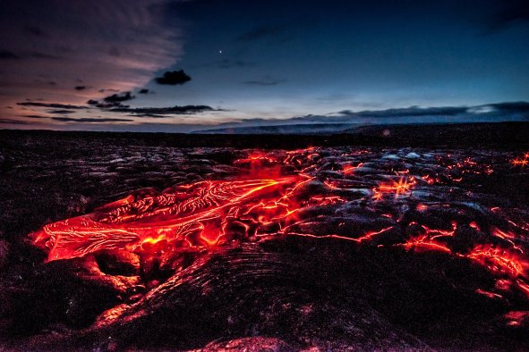 Hawaii Volcano Eruption Warning After Spike in Earthquakes