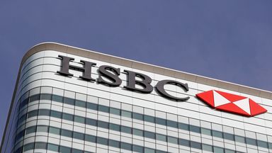 HSBC to become latest major bank to remove bonus cap for UK staff