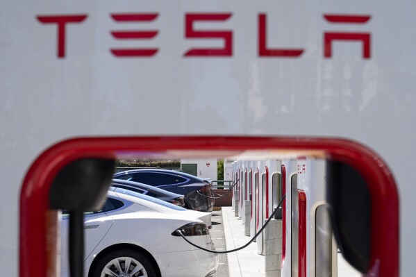 US seeks information from Tesla on how it developed and verified whether Autopilot recall worked