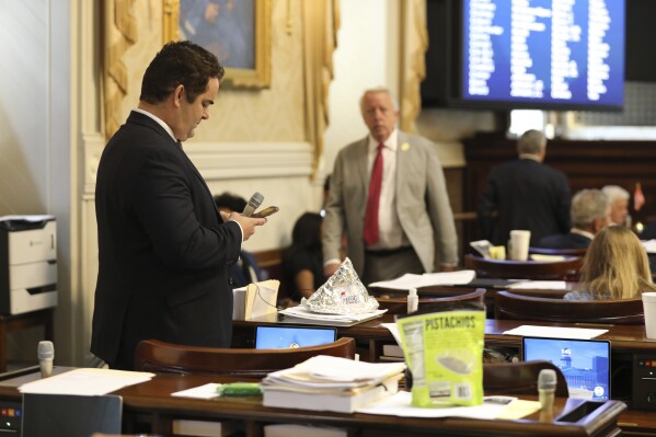 Rules fights and insults slow down South Carolina House on next-to-last day