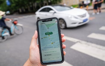 Chinese Uber rival revives UK launch plans