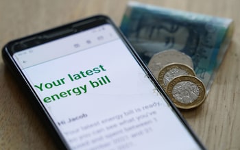 Energy bills to fall this winter as cut-price deals return