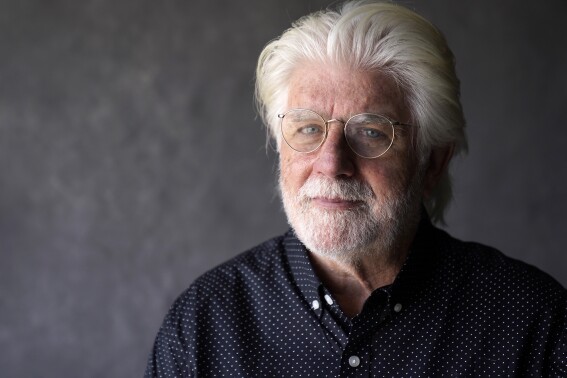 Soulful singer Michael McDonald looks back in his new memoir, ‘What a Fool Believes’