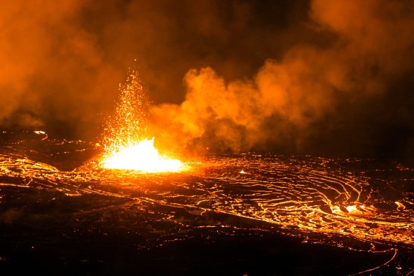 Hawaiian Volcano Blew Like a Kid's 'Stomp-Rocket' Toy