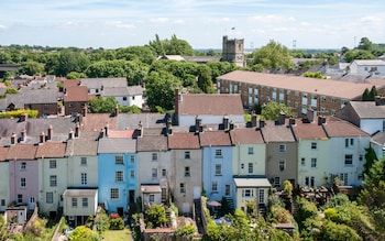 Millennial homeownership hits 12-year high as young get richer