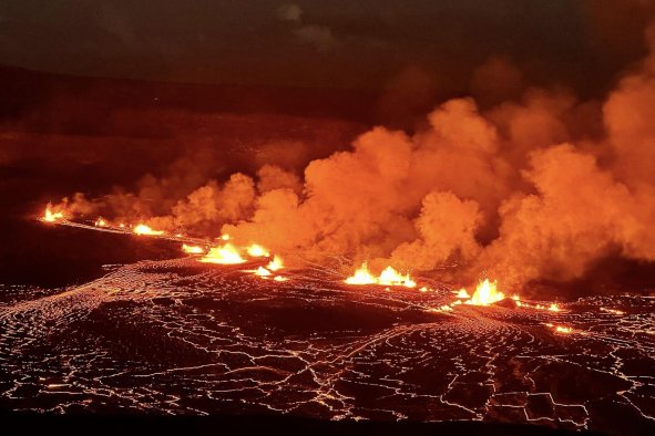 Hawaii Volcano Update: Alert Level Raised as Magma Crumples Surface