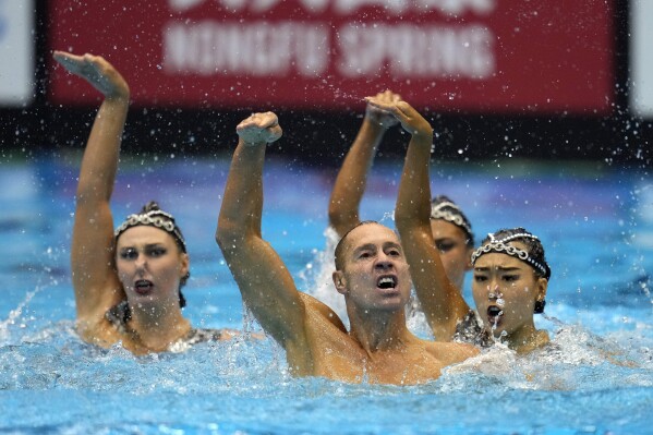 ‘SNL’ lampooned men in artistic swimming. Bill May could be the sport’s first male Olympian