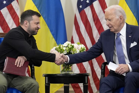 Biden apologizes to Zelenskyy for monthslong congressional holdup to weapons that let Russia gain