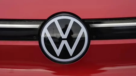 Volkswagen looks to brighten up electric car sales with solar panels