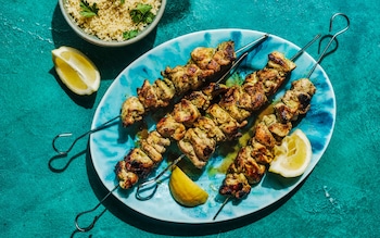 Skewered chicken marinated in lemon, parsley and garlic recipe