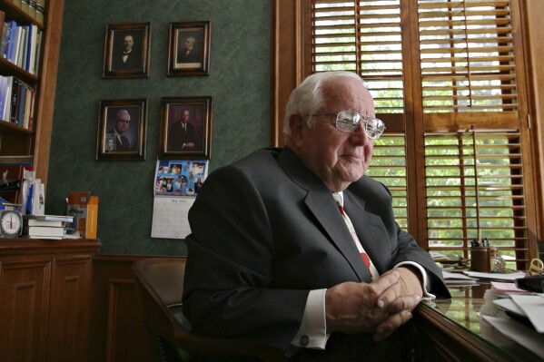 Longtime Southern Baptist leader Paul Pressler, who was accused of sexual abuse, dies at 94