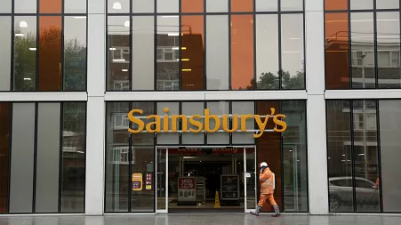 UK retailer Sainsbury’s to offload banking business to NatWest