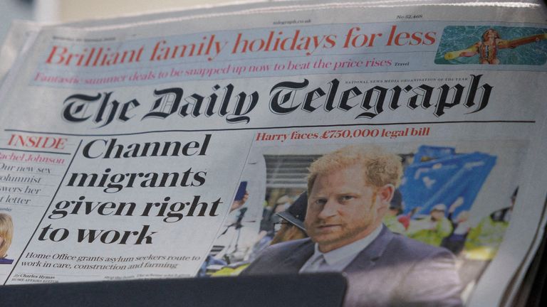 Lord Saatchi weighs Telegraph move ahead of bid deadline