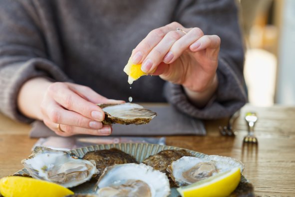 Glass Found in Food Chain for First Time