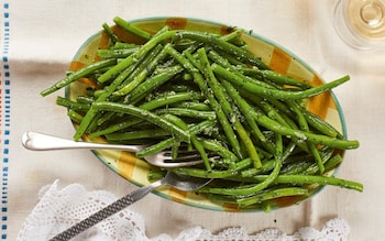 Green beans with garlic, butter and parsley recipe