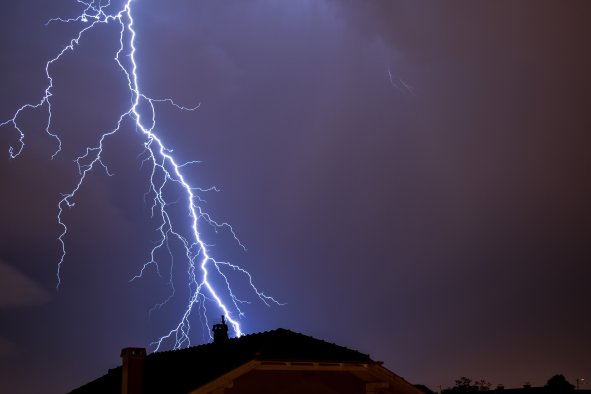 Scientists Explain How Lightning May Have Kick-Started Life on Earth