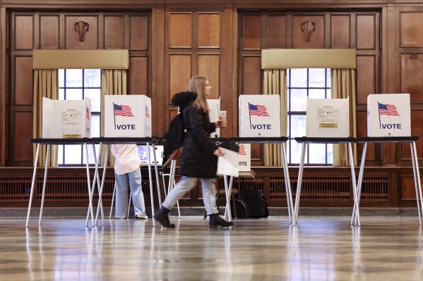 Turnout in Wisconsin election tops 26%, highest in 60 years for fall primary in presidential year