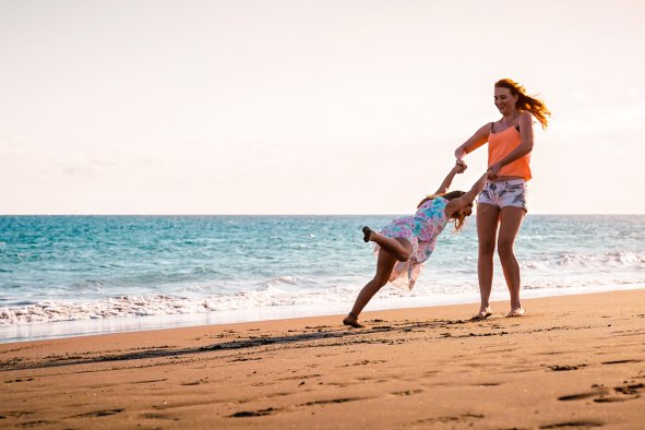 UK Mom Lists Why She Prefers Raising Daughter in California