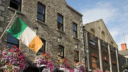 Dublin pubs suggest time's up for staff due to minimum wage rises