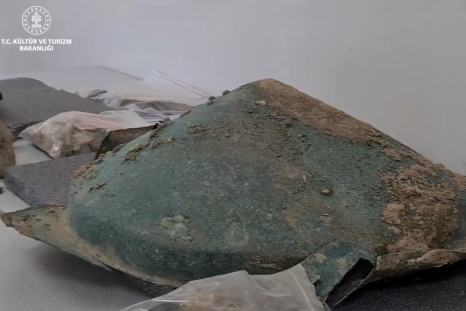 Bronze Artifacts Dedicated to Warrior God Found in Ancient Castle