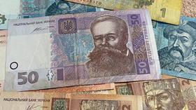 Kiev cracks down on Ukrainians spending money abroad