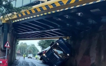 School bus driver ‘abandoned’ pupils on road to avoid heavy traffic