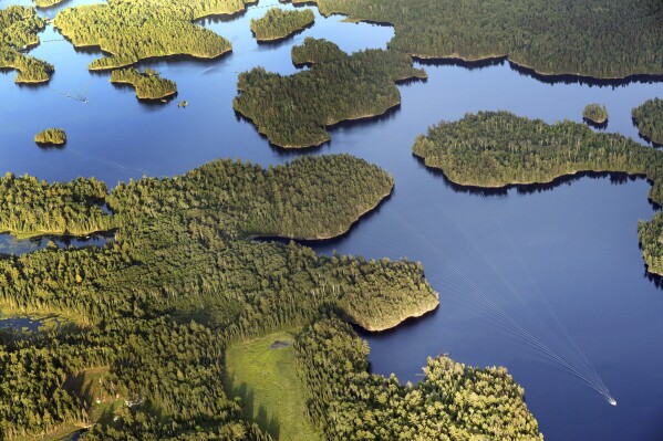 Minnesota ranger dies during water rescue at Voyageurs National Park