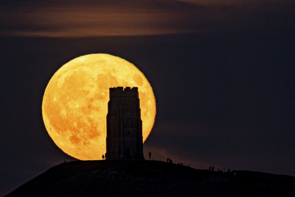 October Hunter's Moon 2024: How to See the Biggest Supermoon of the Year