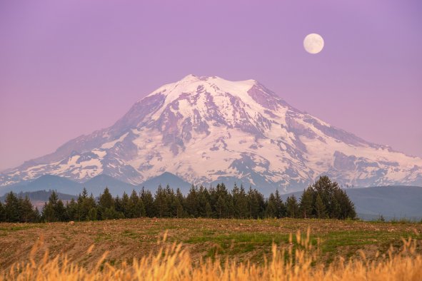 Washington's Tallest Mountain is Shrinking With Age