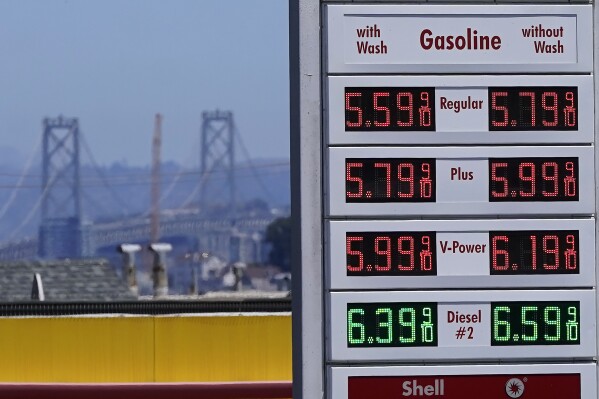 California Senate passes bill aimed at preventing gas price spikes