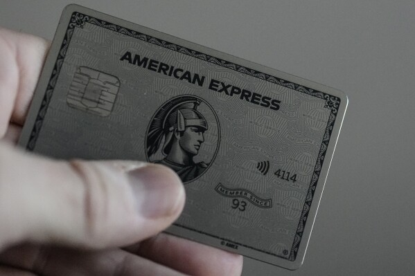 American Express profit rises in Q3 as card members continue to spend