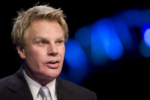 Former Abercrombie &amp; Fitch chief Mike Jeffries arrested on federal sex trafficking charges