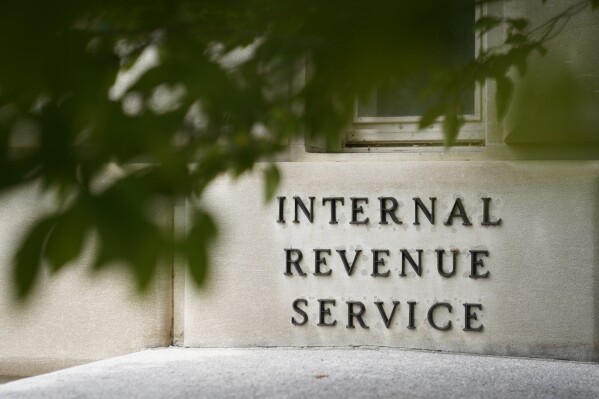 IRS announces pension and retirement plan contribution adjustments for 2025