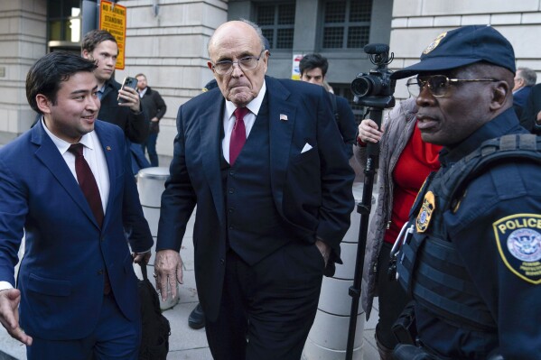 Rudy Giuliani cleared out his apartment weeks before court deadline to turn over assets, lawyers say