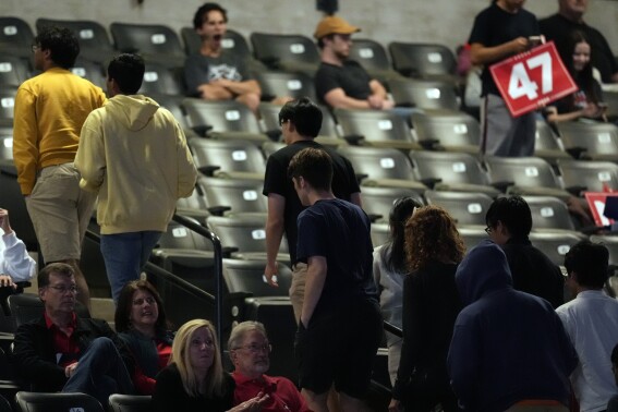 Empty seats become a more common sight at Trump’s final rallies